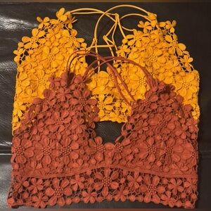 FREE PEOPLE MISS DAISY BRALETTE BUNDLE OF 2 size medium pre-owned